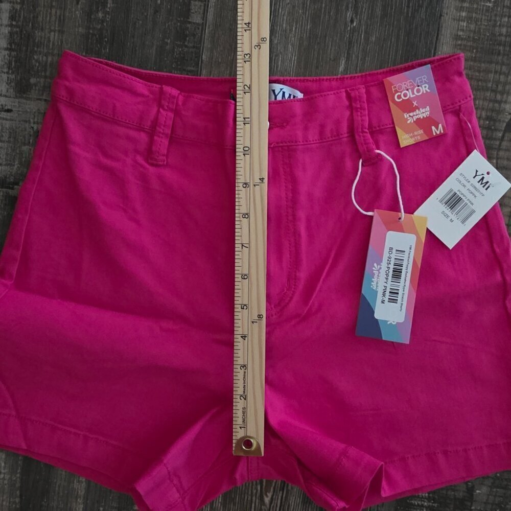 YMI Forever Color Woman's Shorts Poppy Pink NWT Medium - Picture 6 of 7